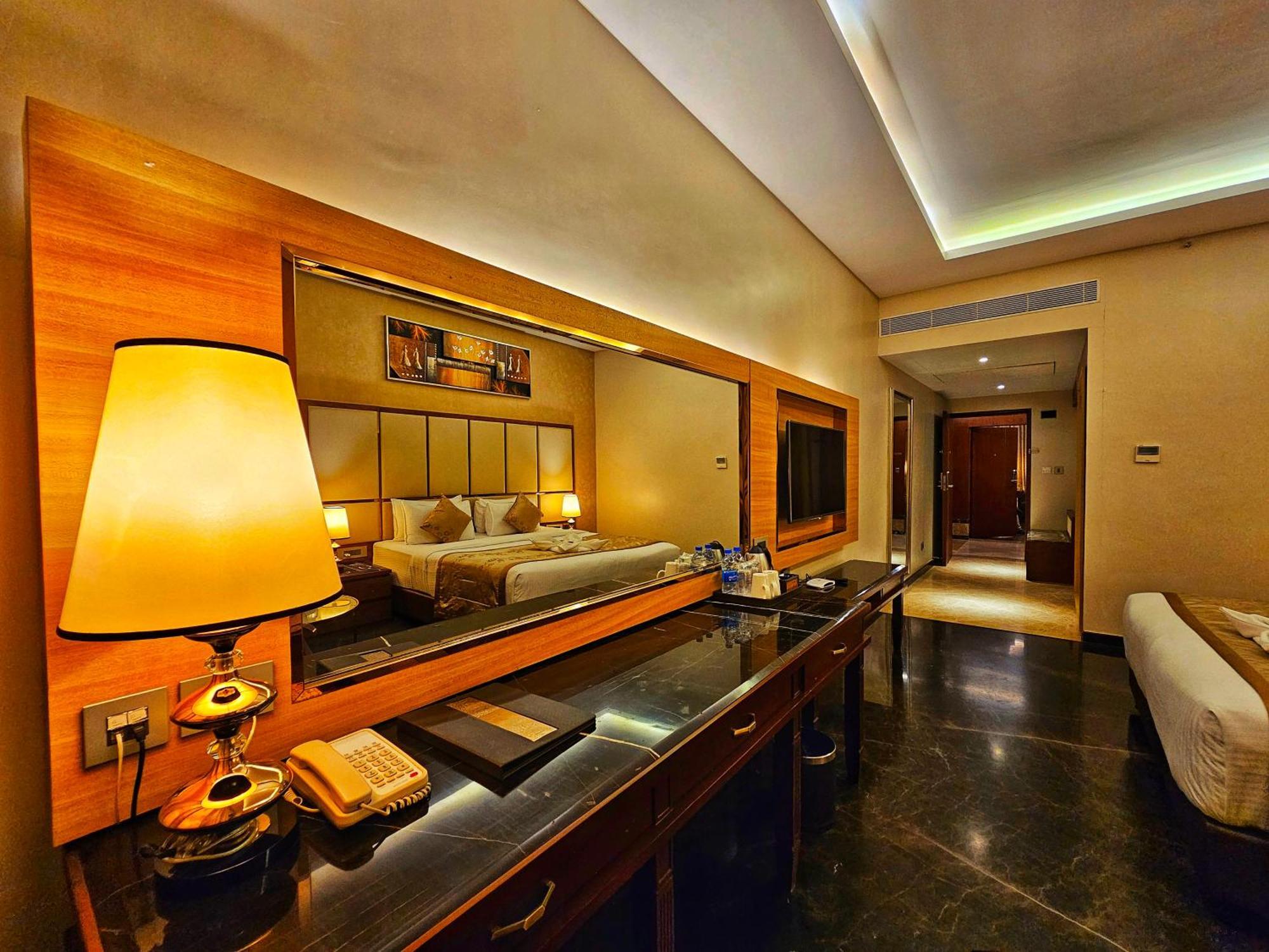 Uva Meridian Bay Resort & Spa Kundapur Exteriör bild