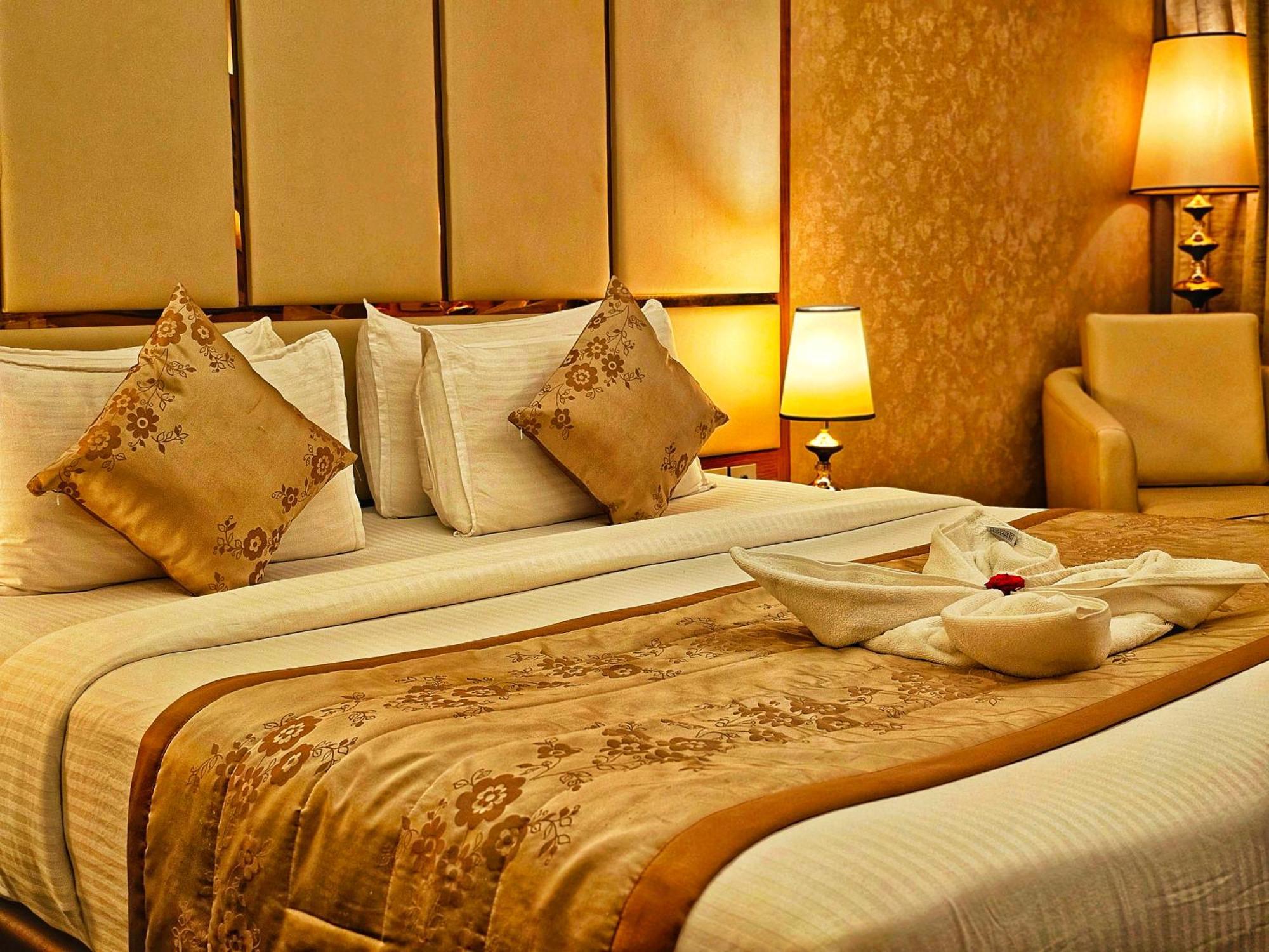 Uva Meridian Bay Resort & Spa Kundapur Exteriör bild