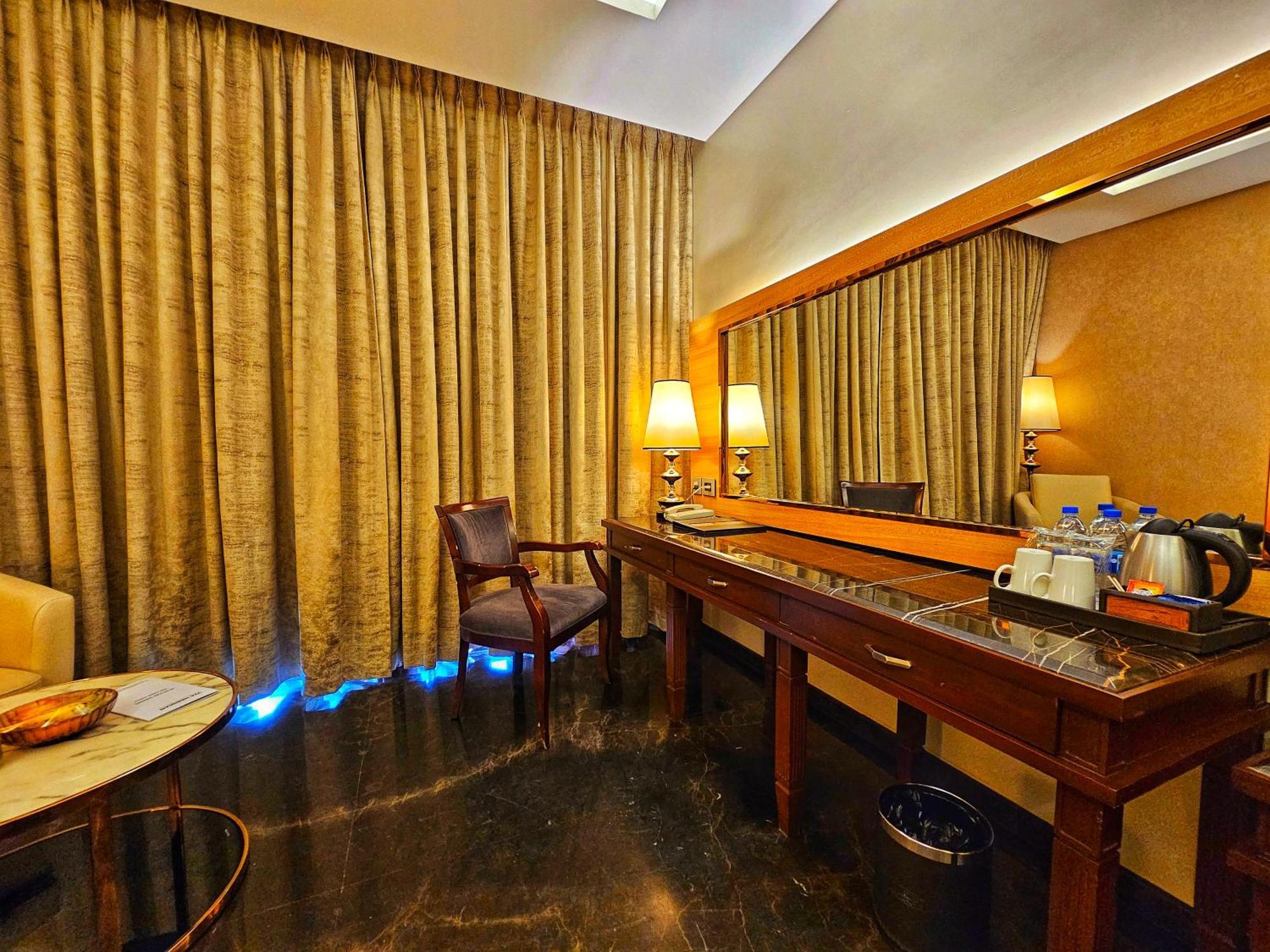 Uva Meridian Bay Resort & Spa Kundapur Exteriör bild
