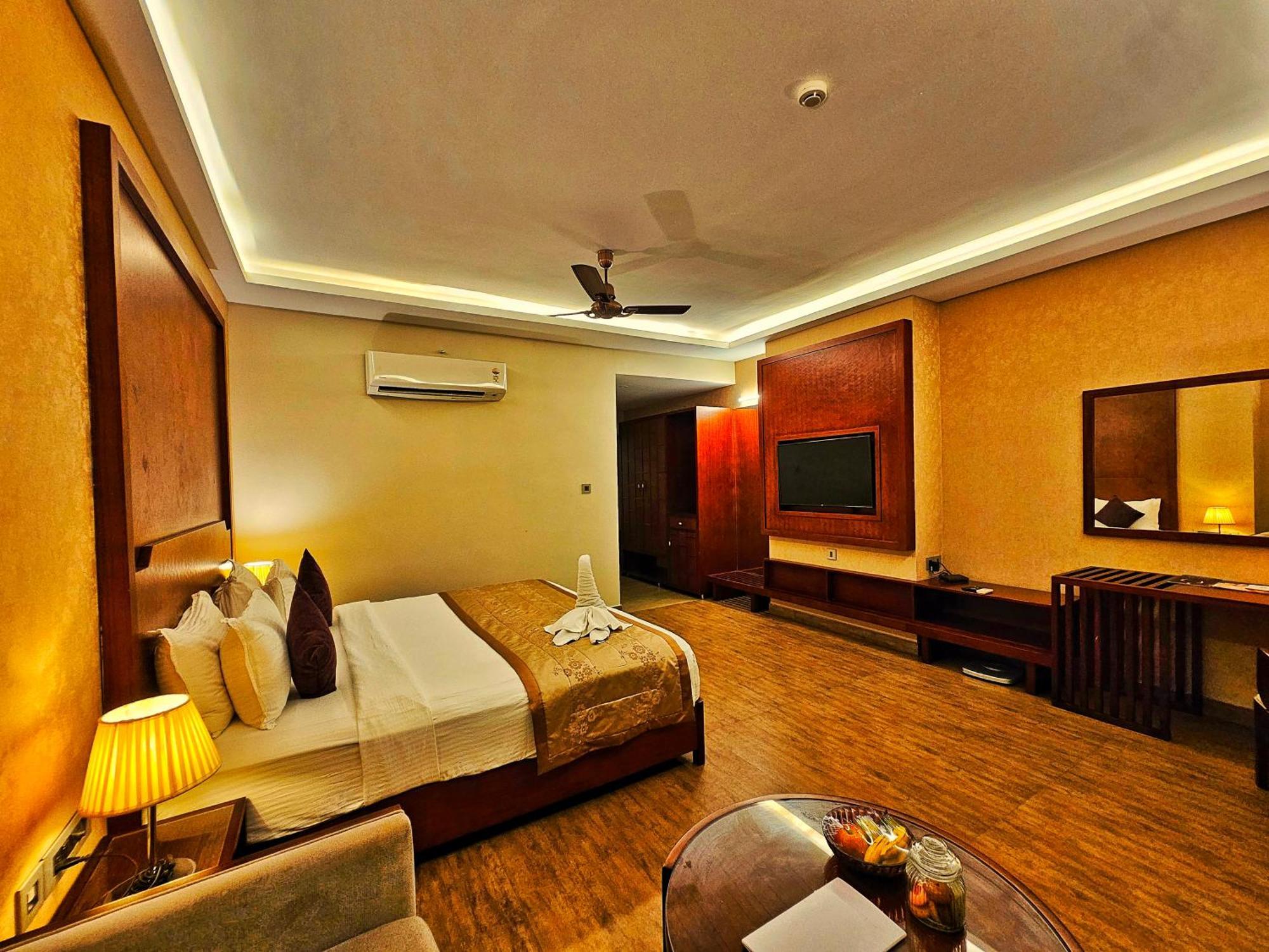 Uva Meridian Bay Resort & Spa Kundapur Exteriör bild