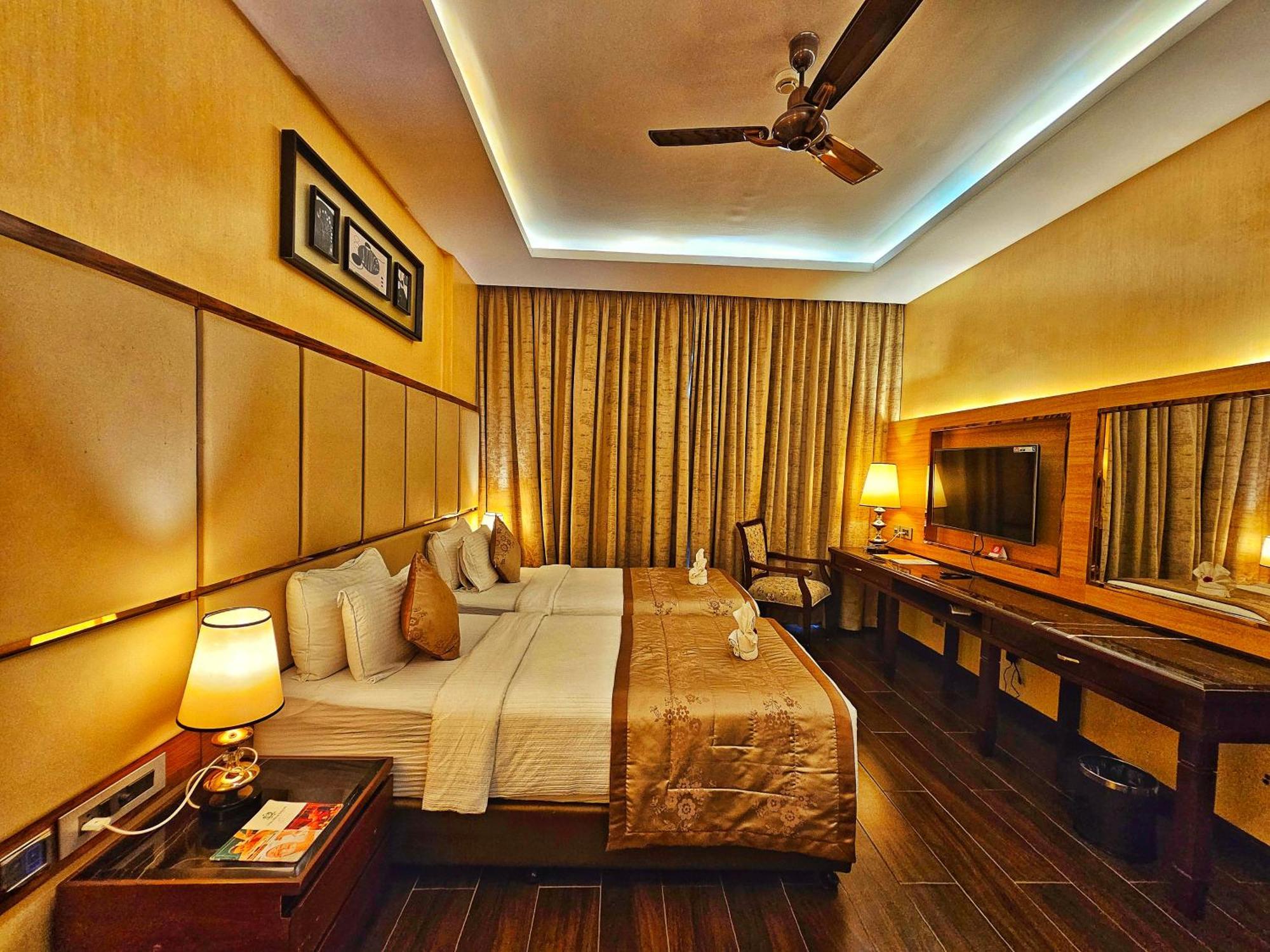 Uva Meridian Bay Resort & Spa Kundapur Exteriör bild