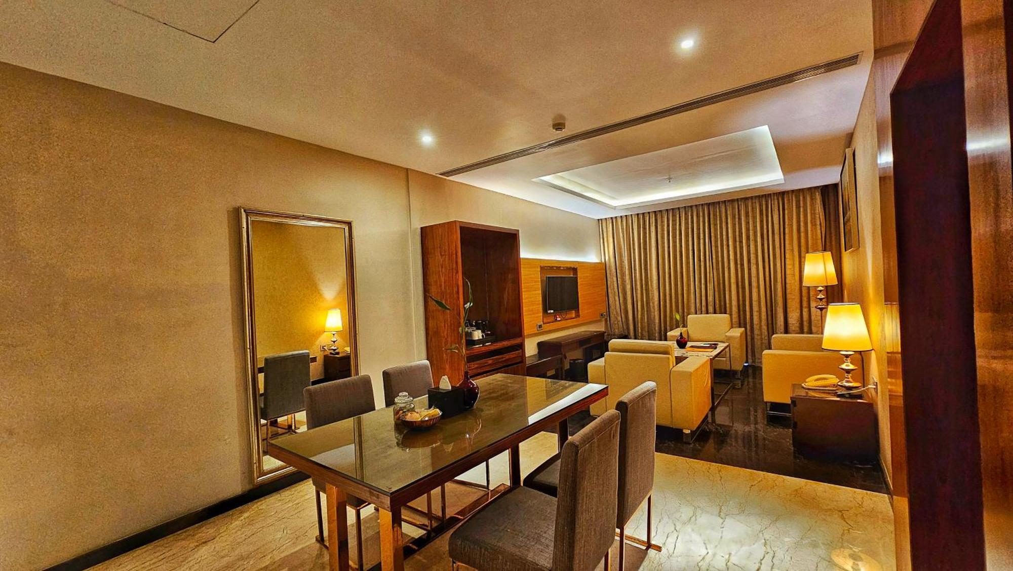 Uva Meridian Bay Resort & Spa Kundapur Exteriör bild
