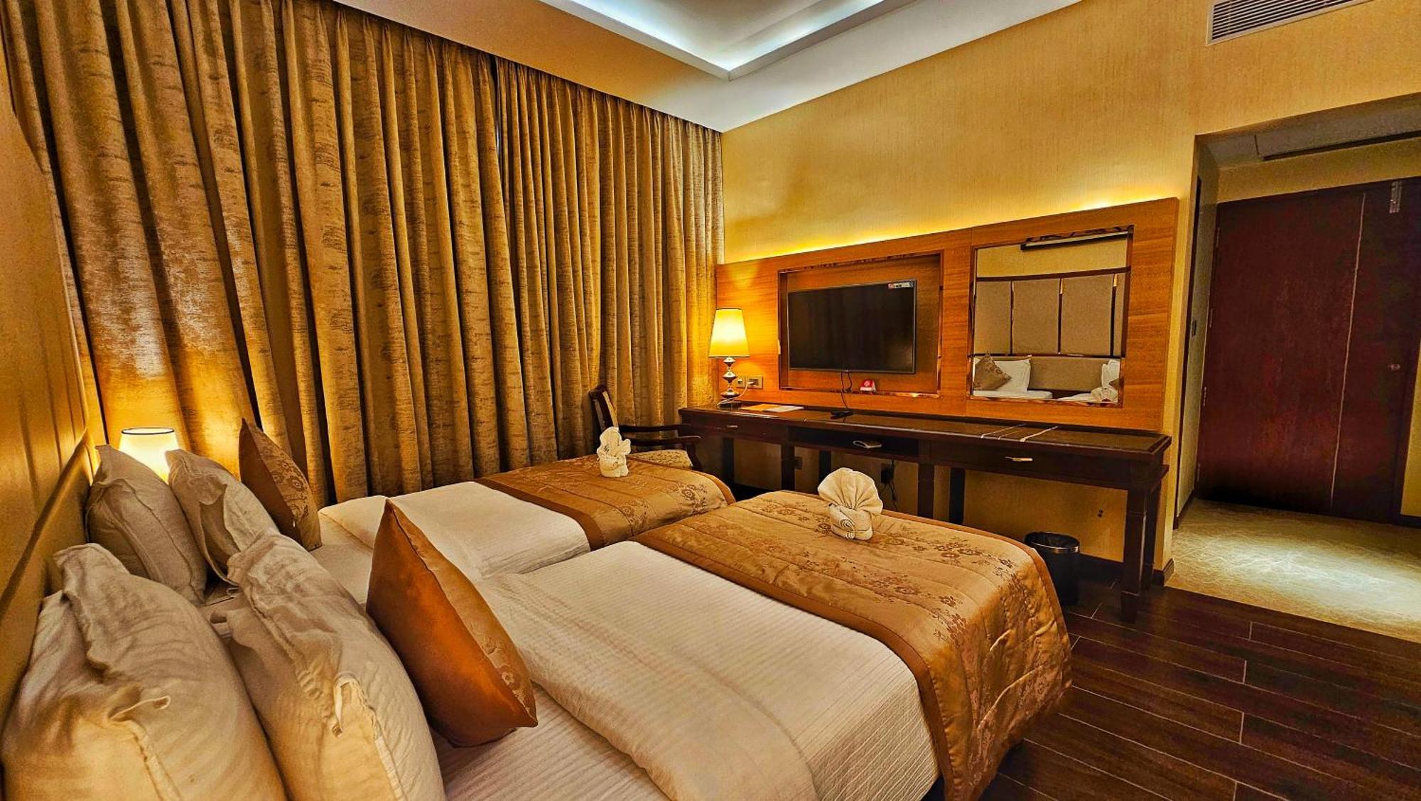 Uva Meridian Bay Resort & Spa Kundapur Exteriör bild