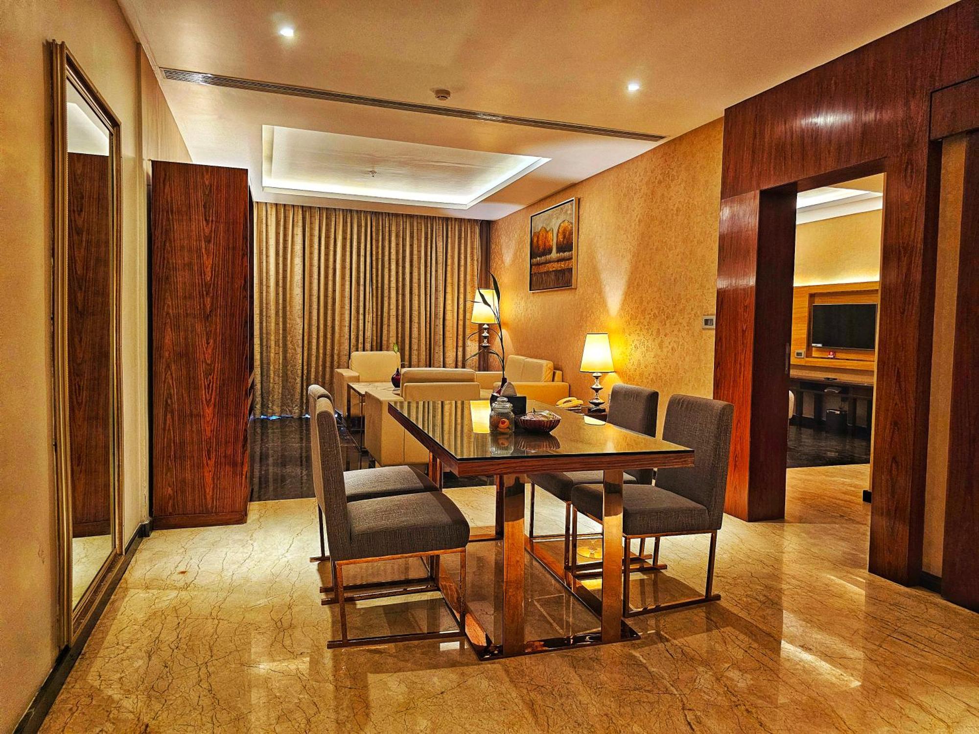 Uva Meridian Bay Resort & Spa Kundapur Exteriör bild