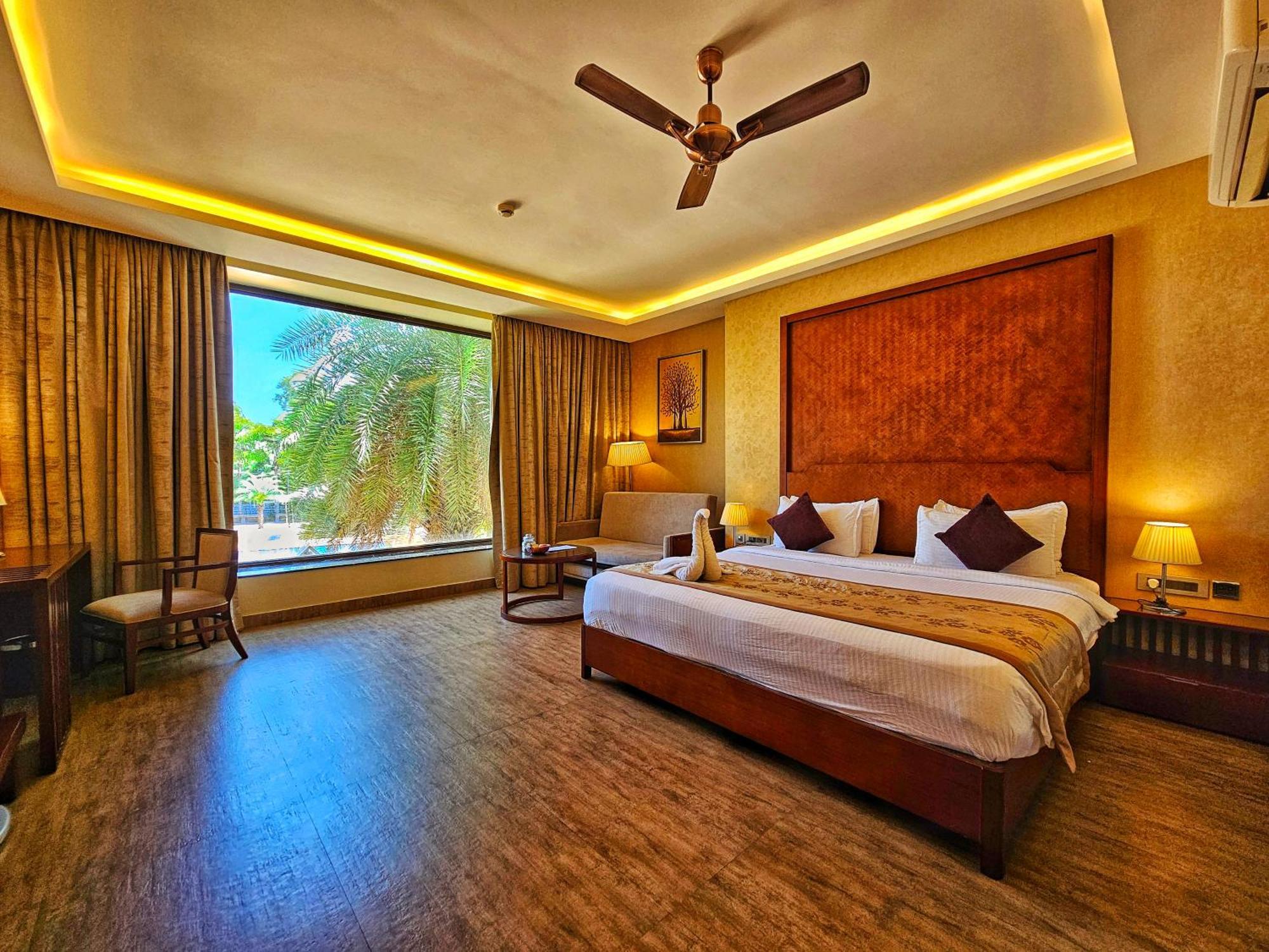 Uva Meridian Bay Resort & Spa Kundapur Exteriör bild