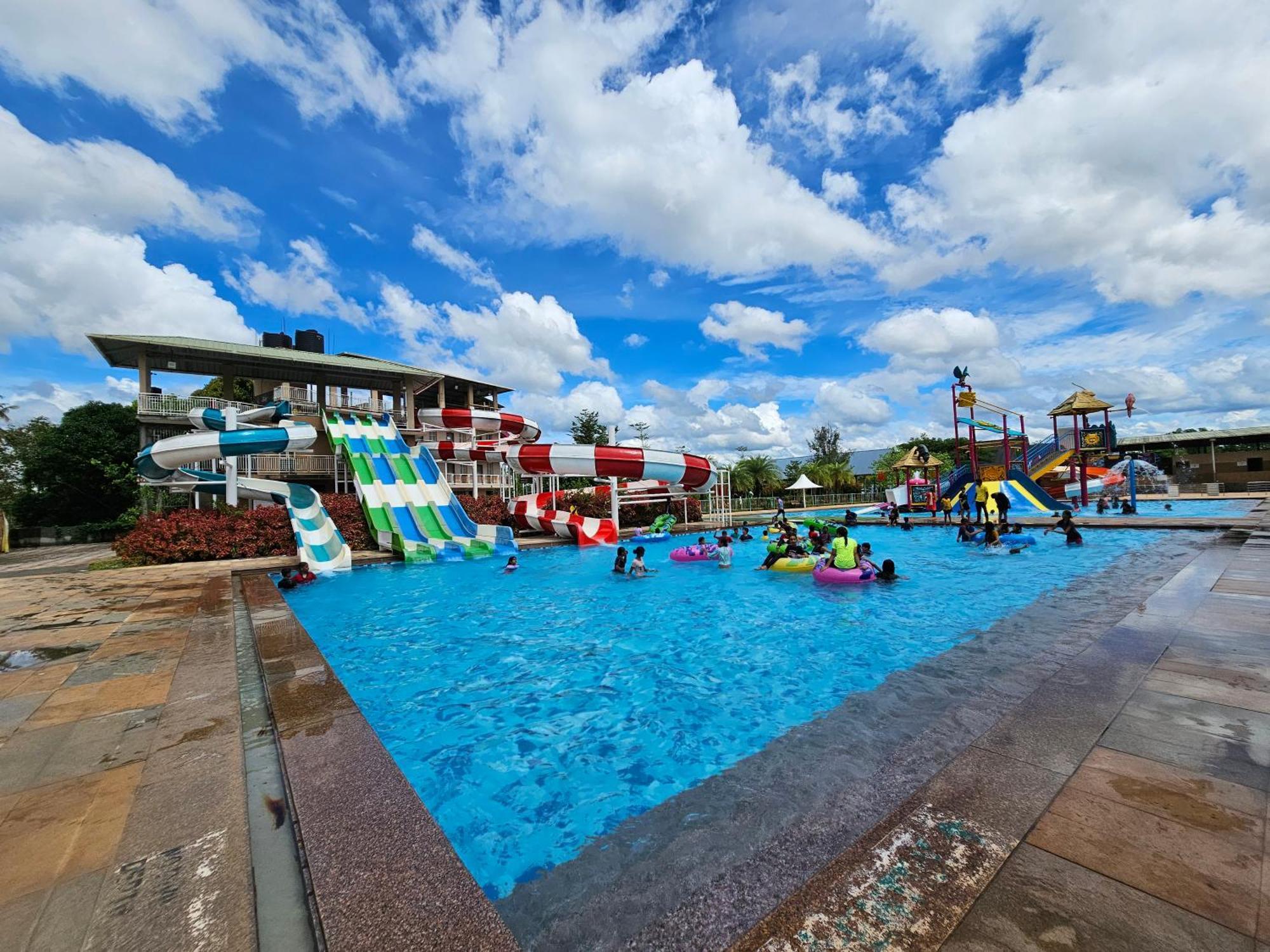 Uva Meridian Bay Resort & Spa Kundapur Exteriör bild