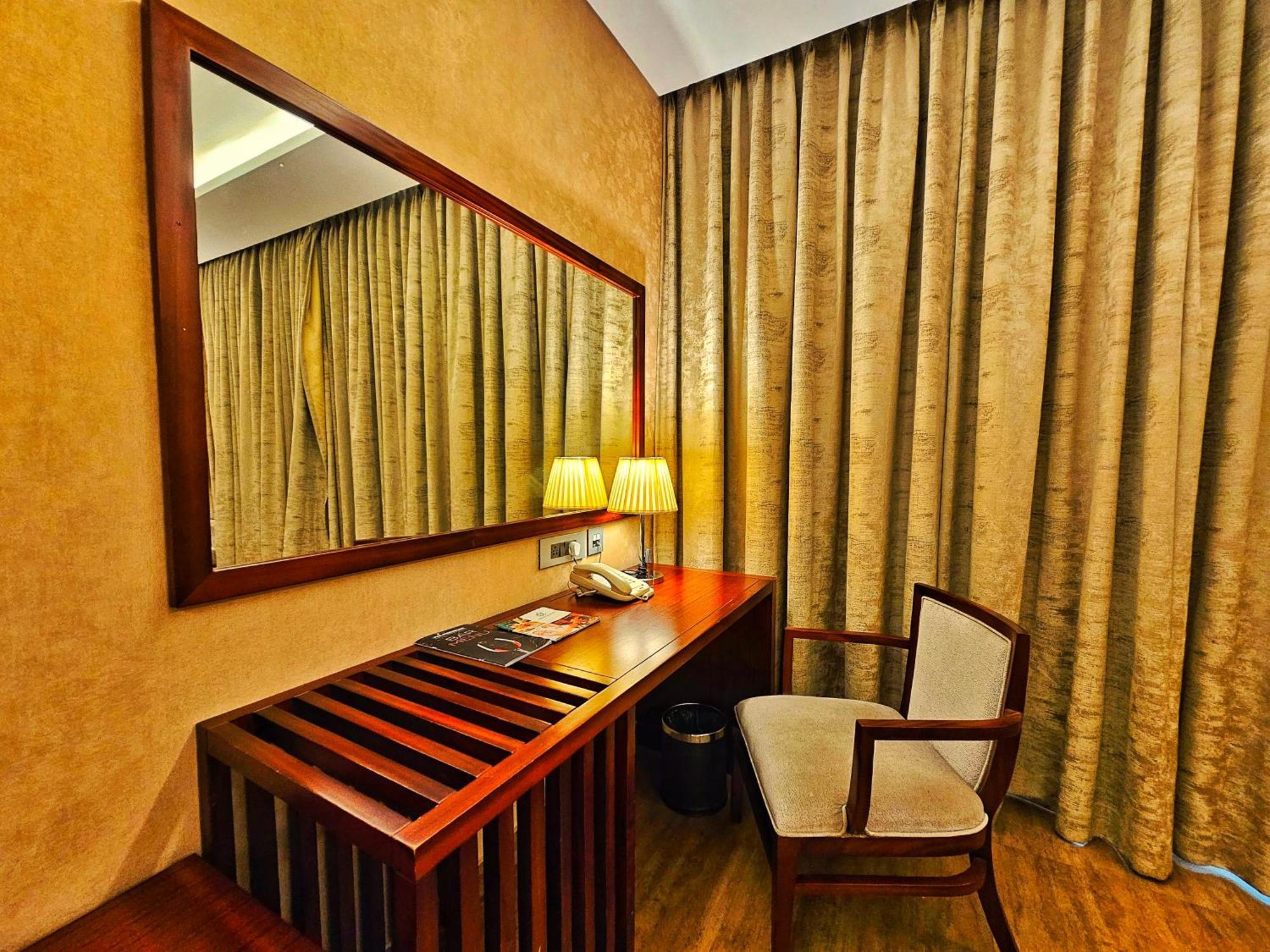 Uva Meridian Bay Resort & Spa Kundapur Exteriör bild